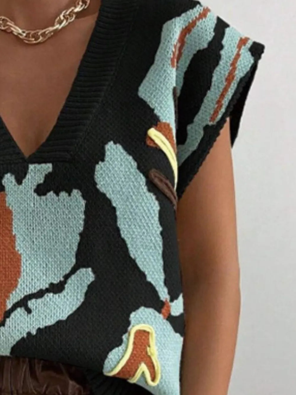 ef77caa8-2620-4bb2-8c9d-c9c77eb5fbb8-Max